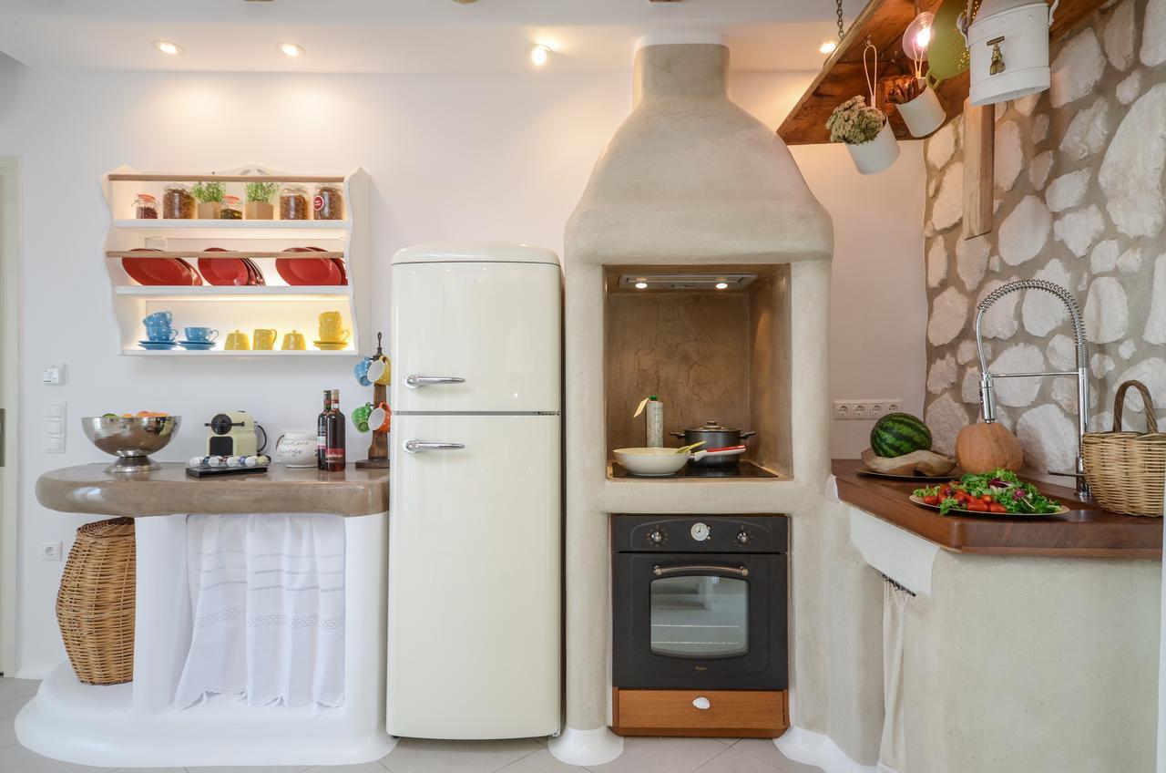 Naxos Euphoria Suites Stelida  Exterior photo